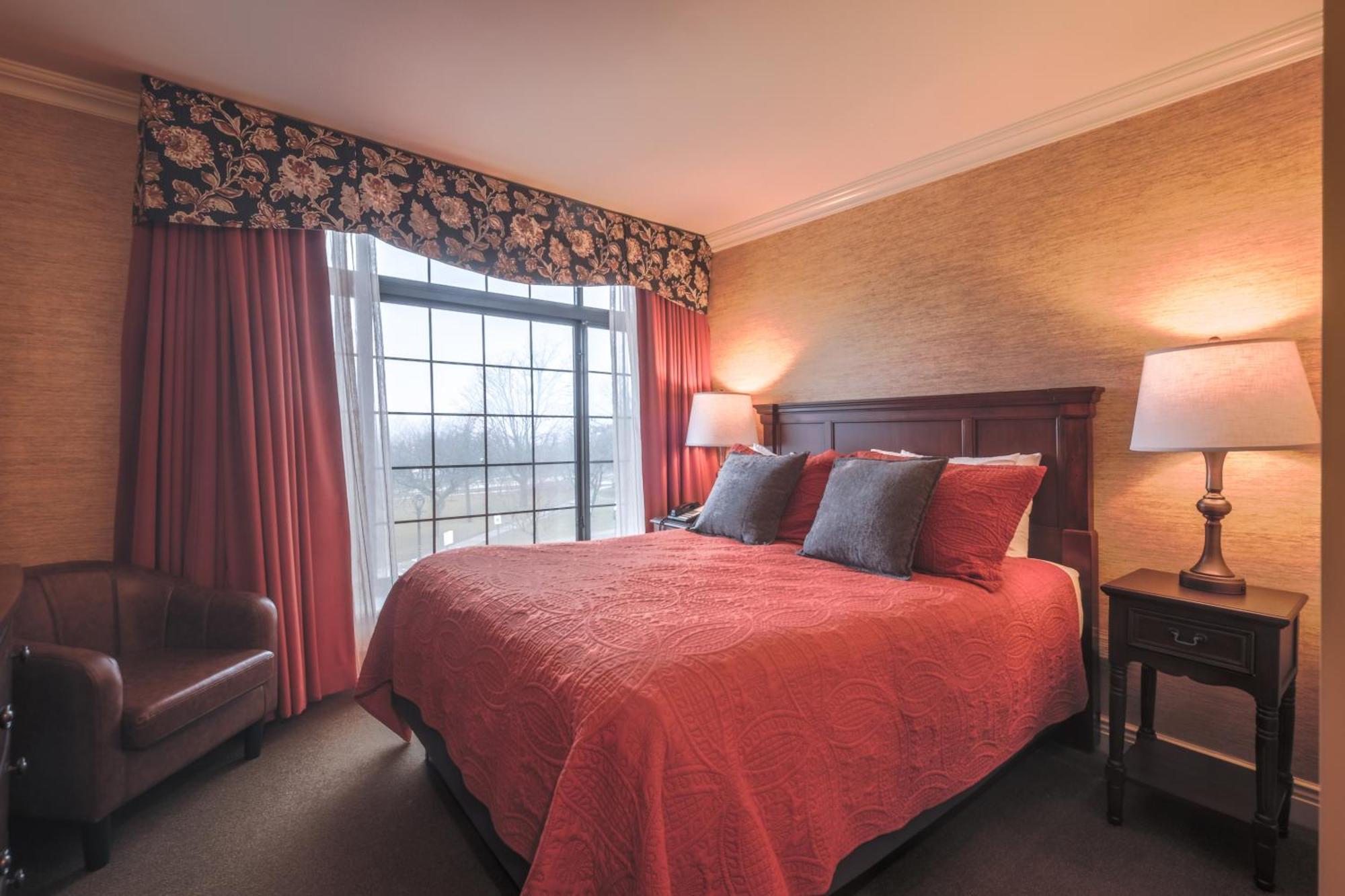 Inn Red Coach 4*